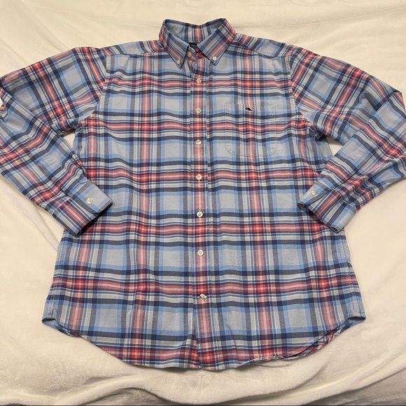 Men’s Vineyard Vines Button Down - Picture 2 of 3